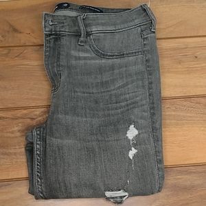 Hollister Super Skinny Destroyed Jeans
